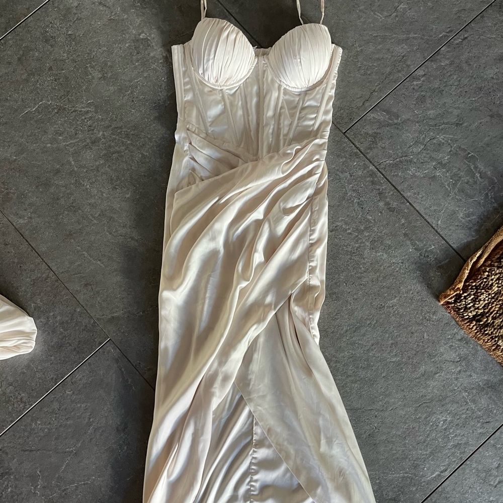 Oh Polly Cream Ruched Bra Intimates - Picture 2 of 3